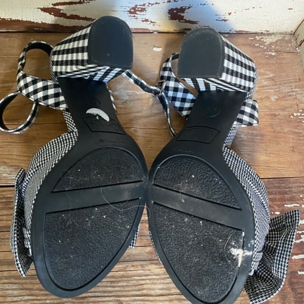Sam Edelman Black & White Eva Gingham Sandal 6 - Picture 6 of 8